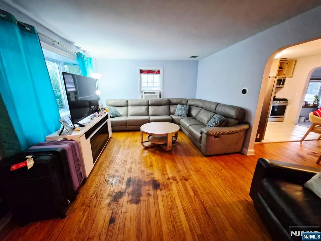 596 Grove Street Ridgewood, NJ 07450 - Photo 8 of 29