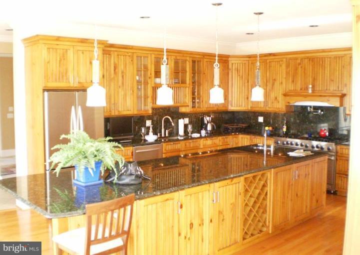 2850 Cox Neck Road Chester, MD 21619 - Photo 10 of 16 GORMET KITCHEN