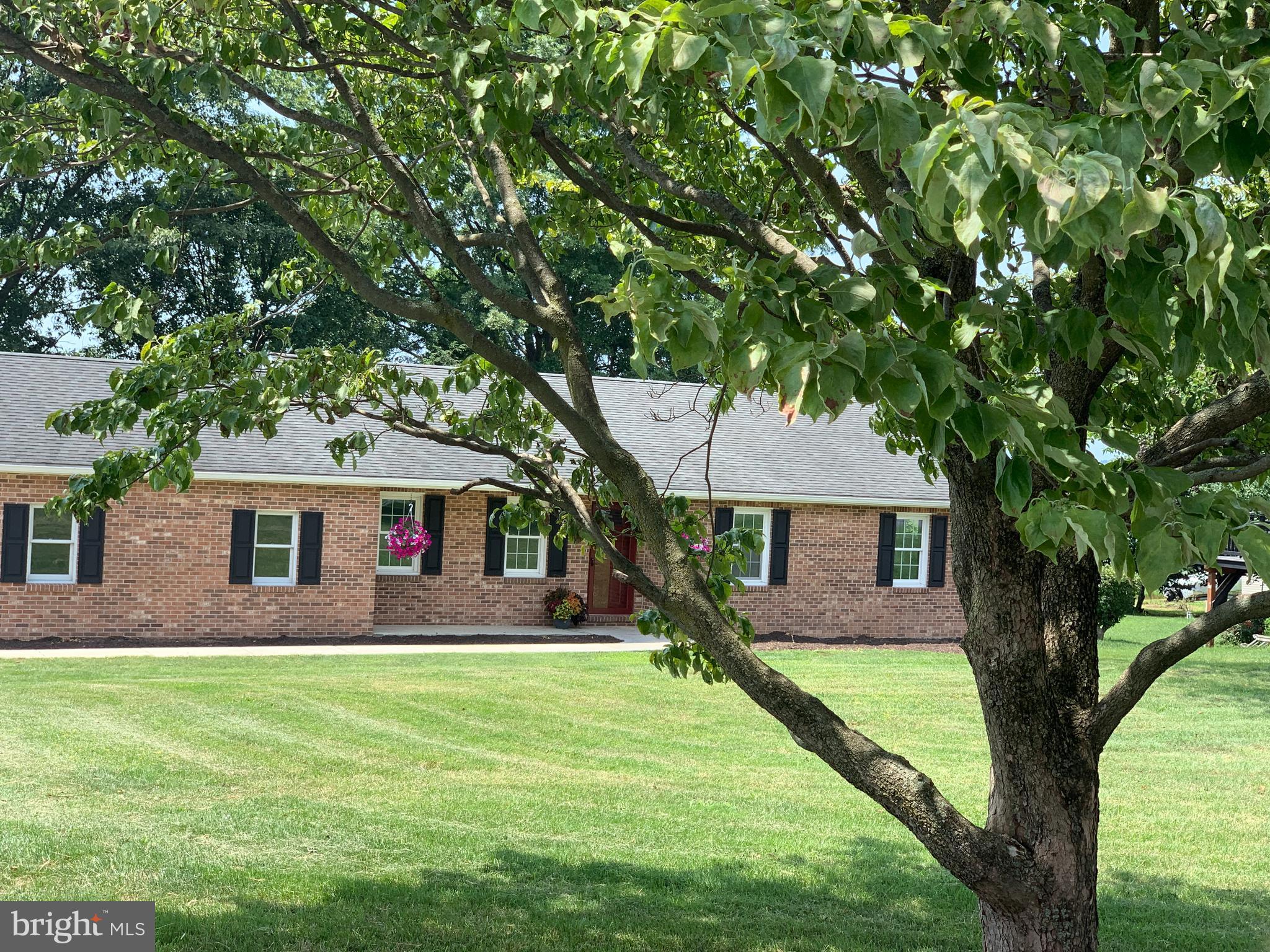 549 Hi View Drive Lititz, PA 17543 - Photo 1 of 42 a front view of house with yard and green space