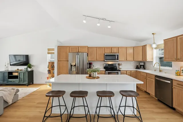 $499,000 | 906 Stonecress Court, Sun Prairie, WI 53590