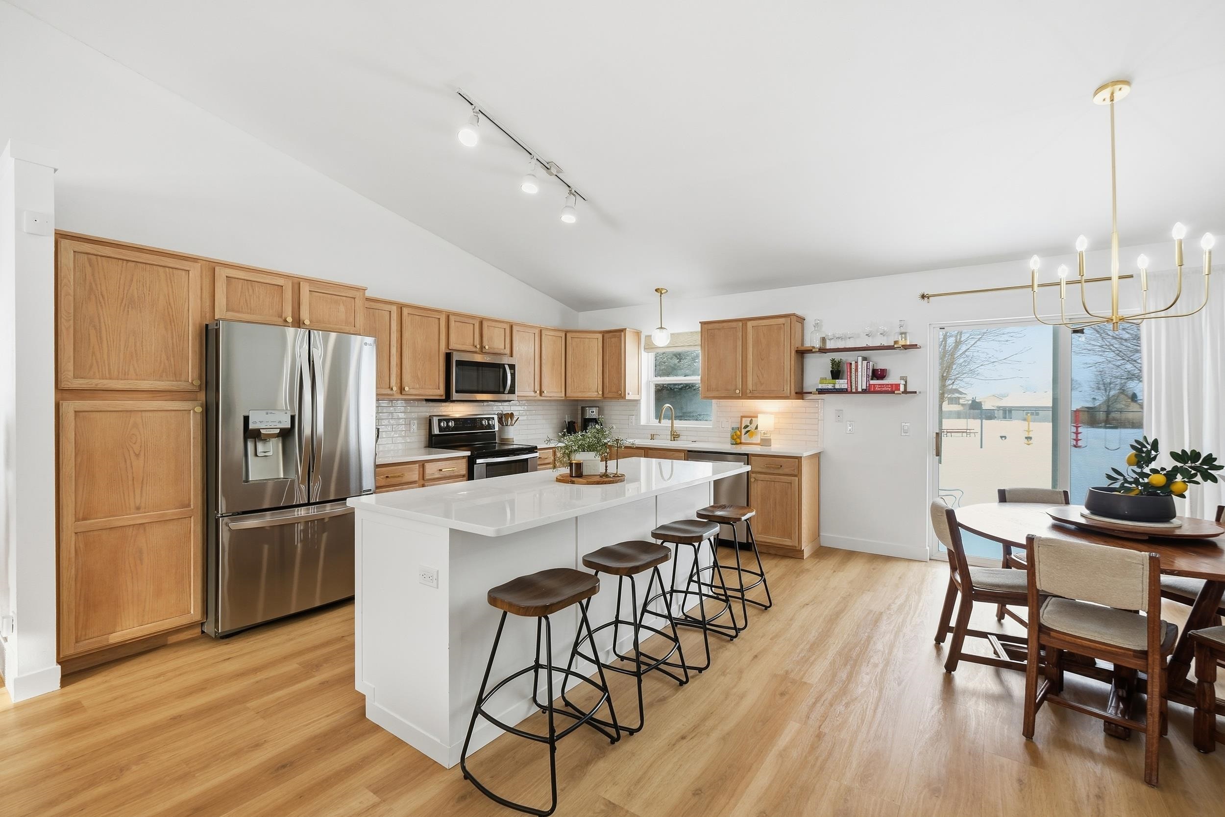 906 Stonecress Court Sun Prairie, WI 53590 - Photo 12 of 80