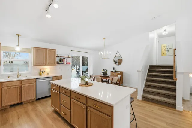 $499,000 | 906 Stonecress Court, Sun Prairie, WI 53590