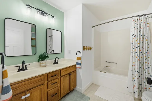 $499,000 | 906 Stonecress Court, Sun Prairie, WI 53590