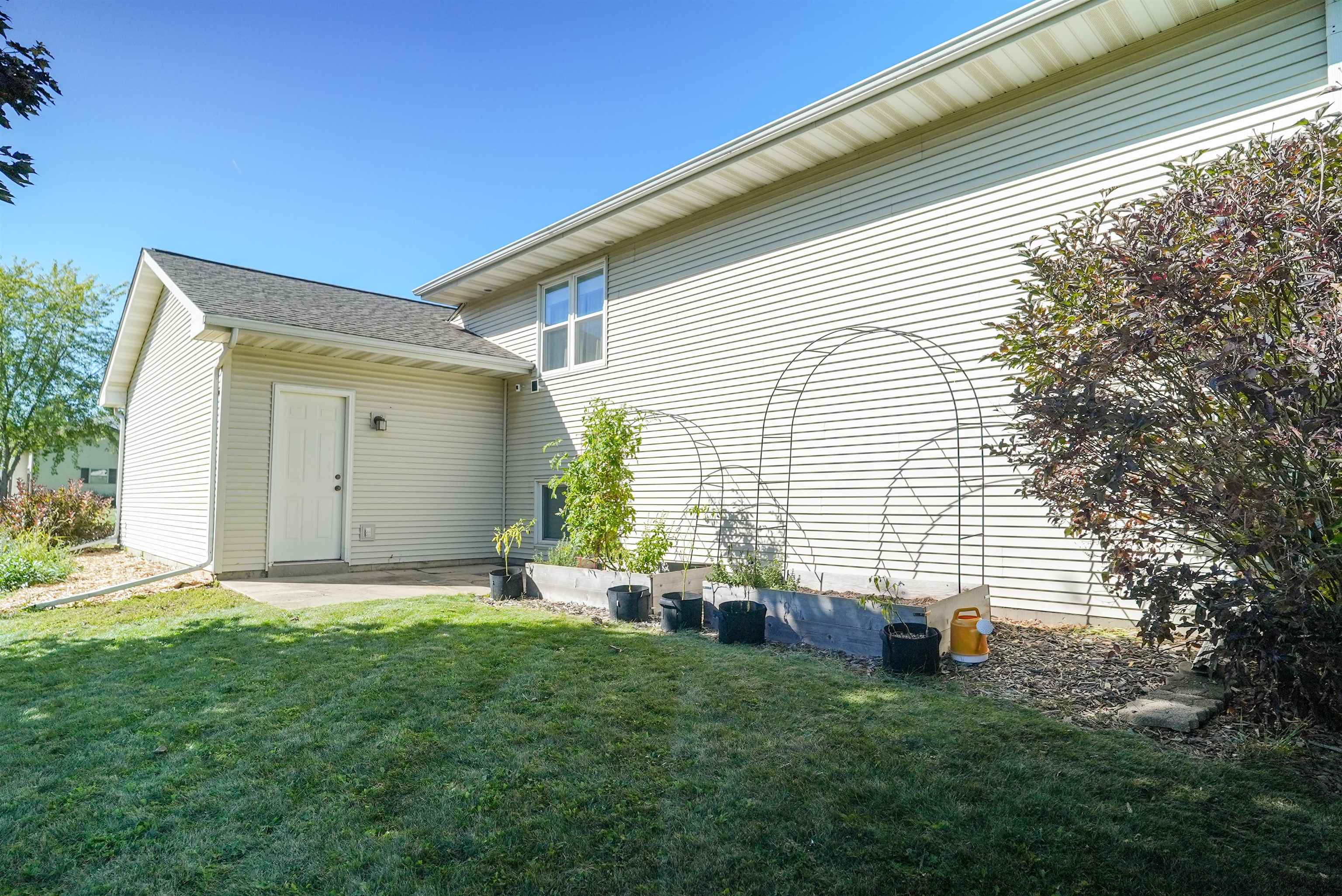 906 Stonecress Court Sun Prairie, WI 53590 - Photo 49 of 80