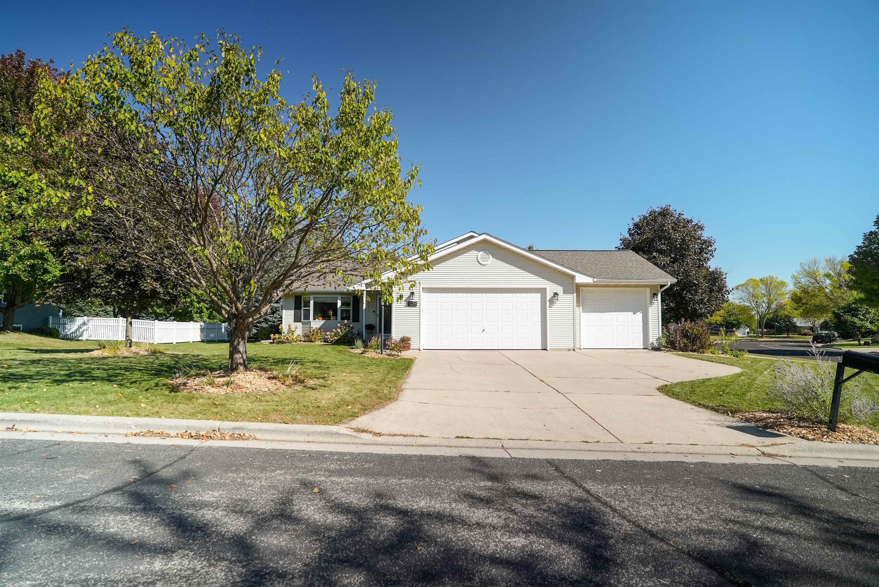 906 Stonecress Court Sun Prairie, WI 53590 - Photo 57 of 80