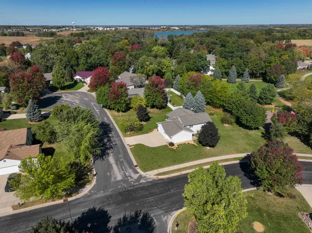 $499,000 | 906 Stonecress Court, Sun Prairie, WI 53590