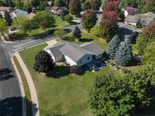 $499,000 | 906 Stonecress Court, Sun Prairie, WI 53590