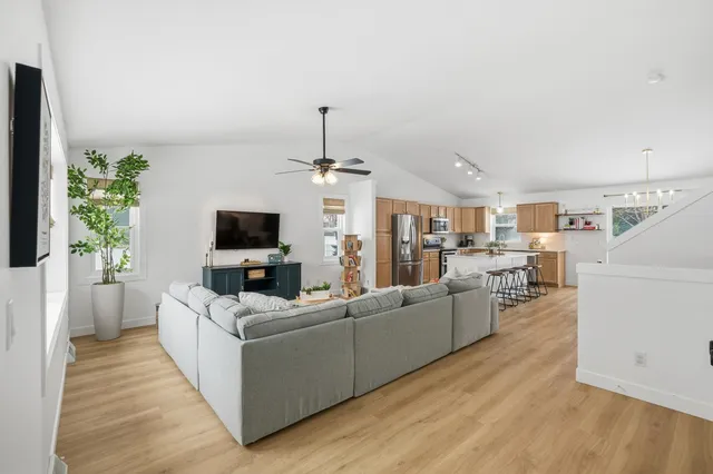 $499,000 | 906 Stonecress Court, Sun Prairie, WI 53590