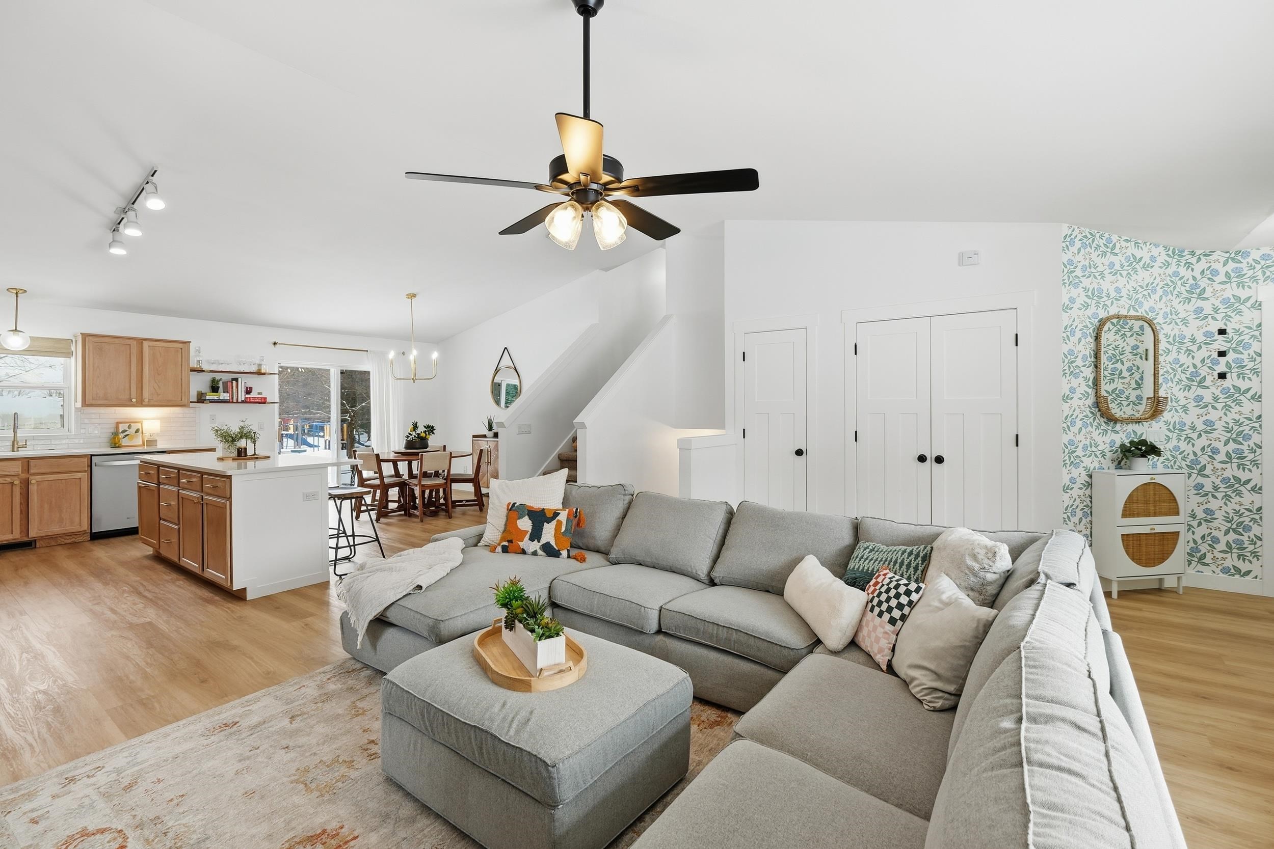 906 Stonecress Court Sun Prairie, WI 53590 - Photo 9 of 80