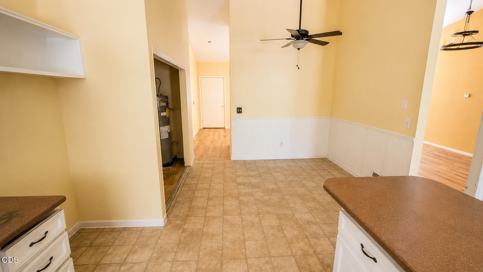 1110 Naue Way Cave Junction, OR 97523 - Photo 6 of 14