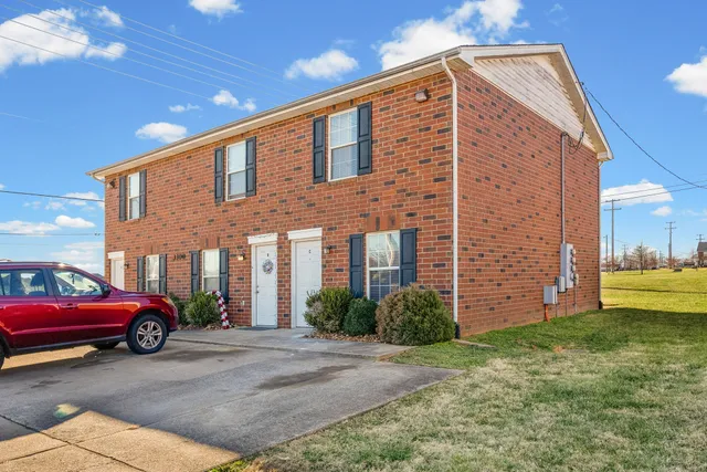 $1,125 | 3300 Royster Lane, Unit C, Clarksville, TN 37042