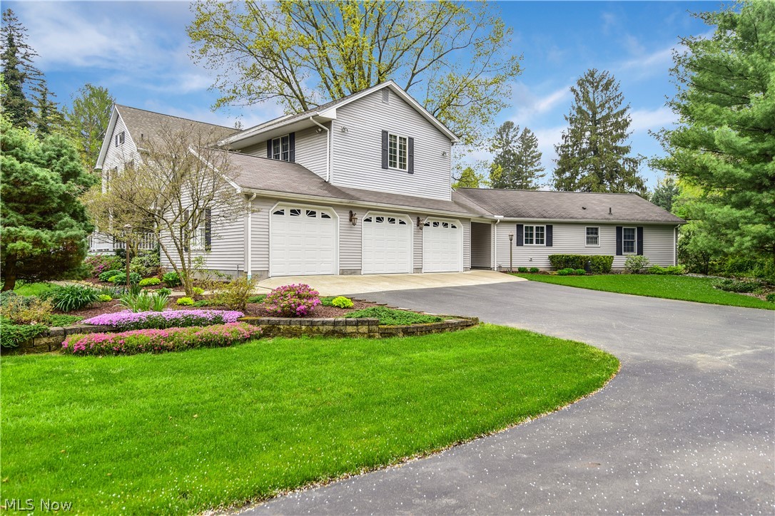 4482 Tippecanoe Road Canfield, OH 44406 - Photo 3 of 35 Gallery Image 3