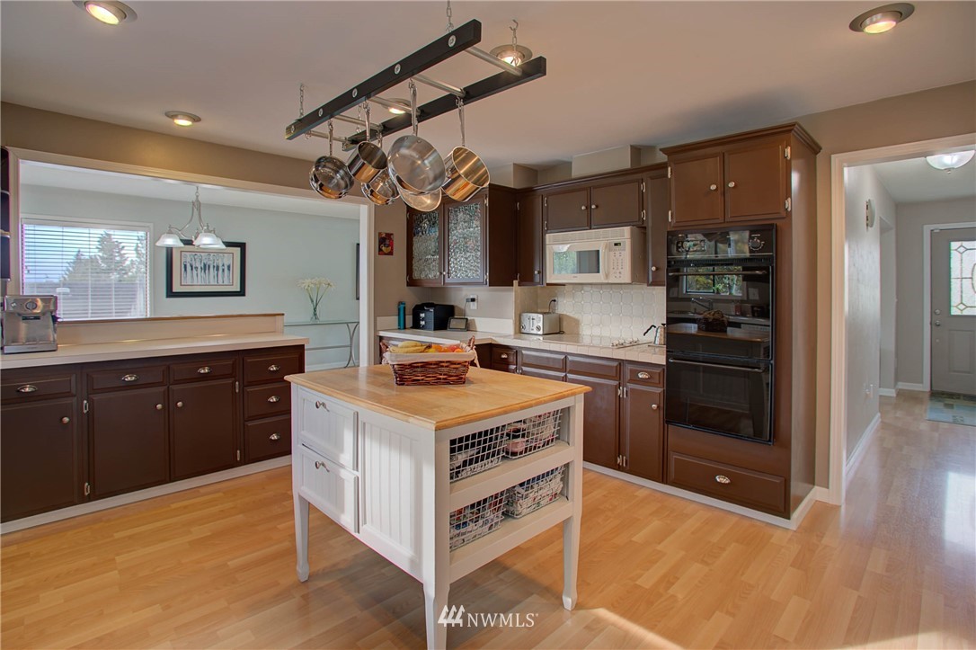 916 North Rice Street Aberdeen, WA 98520 - Photo 6 of 25 Gallery Image 6
