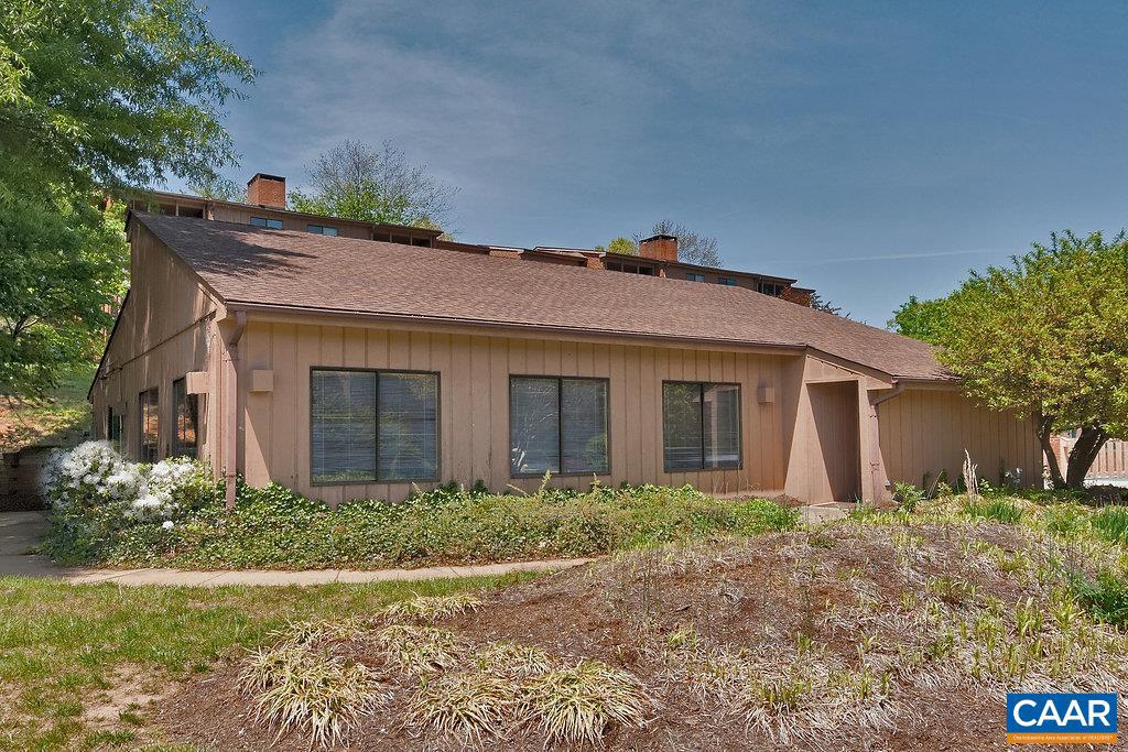 103 Turtle Creek Road, Unit 11 Charlottesville, VA 22901 - Photo 13 of 15