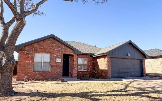 $1,495 | 9706 Aberdeen Avenue, Lubbock, TX 79424