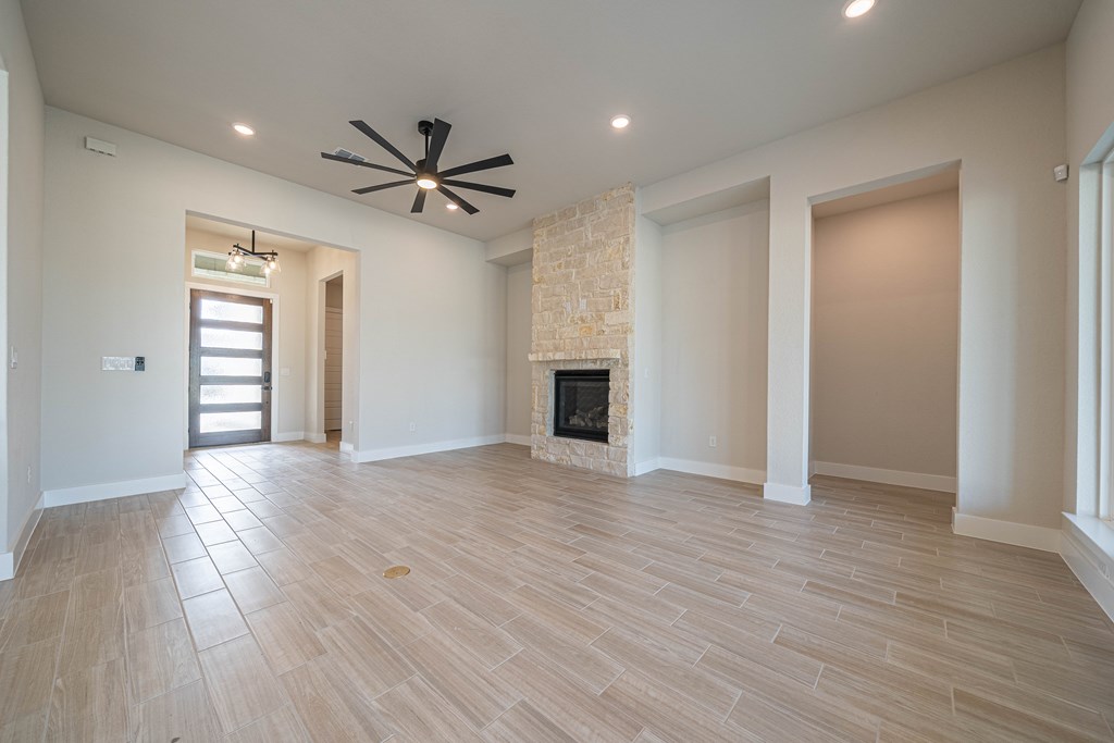 2032 Toscano Way Kerrville, TX 78028 - Photo 8 of 25