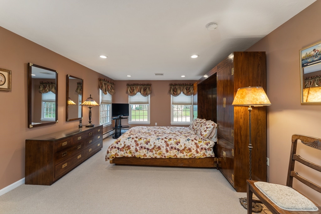 15 Castle Road Norfolk, MA 02056 - Photo 26 of 41 Gallery Image 26