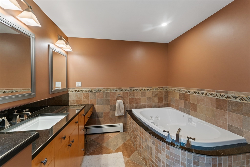 15 Castle Road Norfolk, MA 02056 - Photo 29 of 41 Gallery Image 29