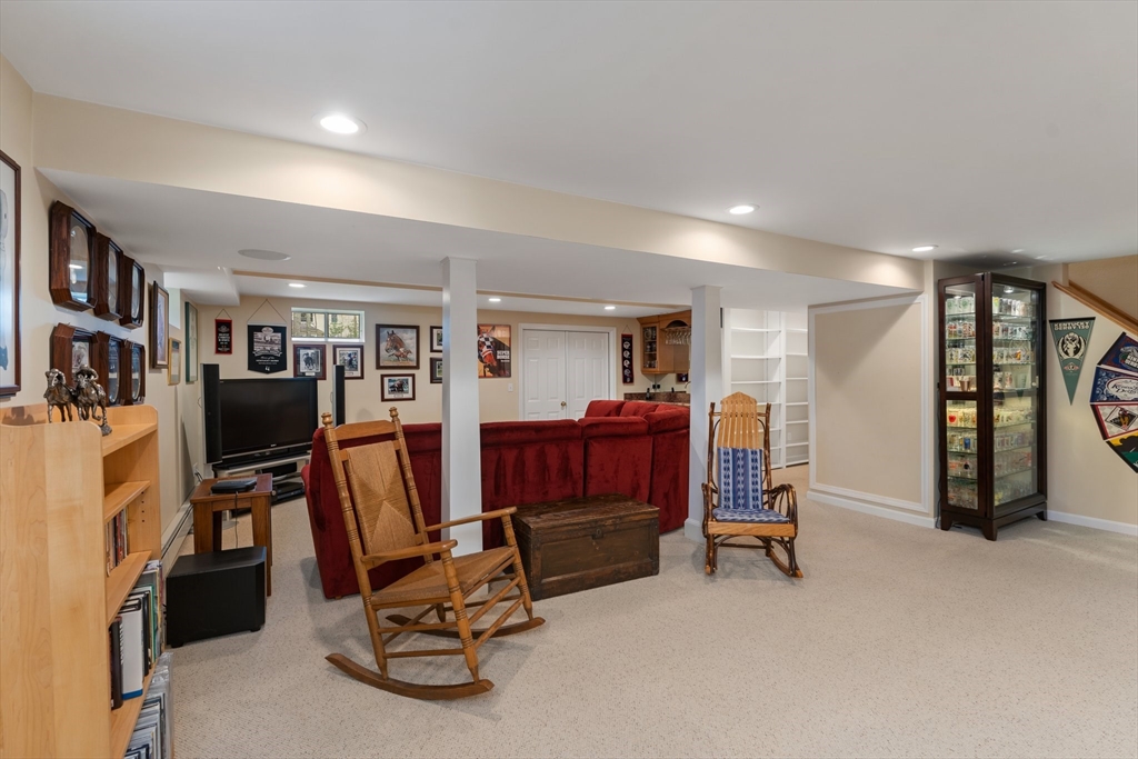 15 Castle Road Norfolk, MA 02056 - Photo 37 of 41 Gallery Image 37