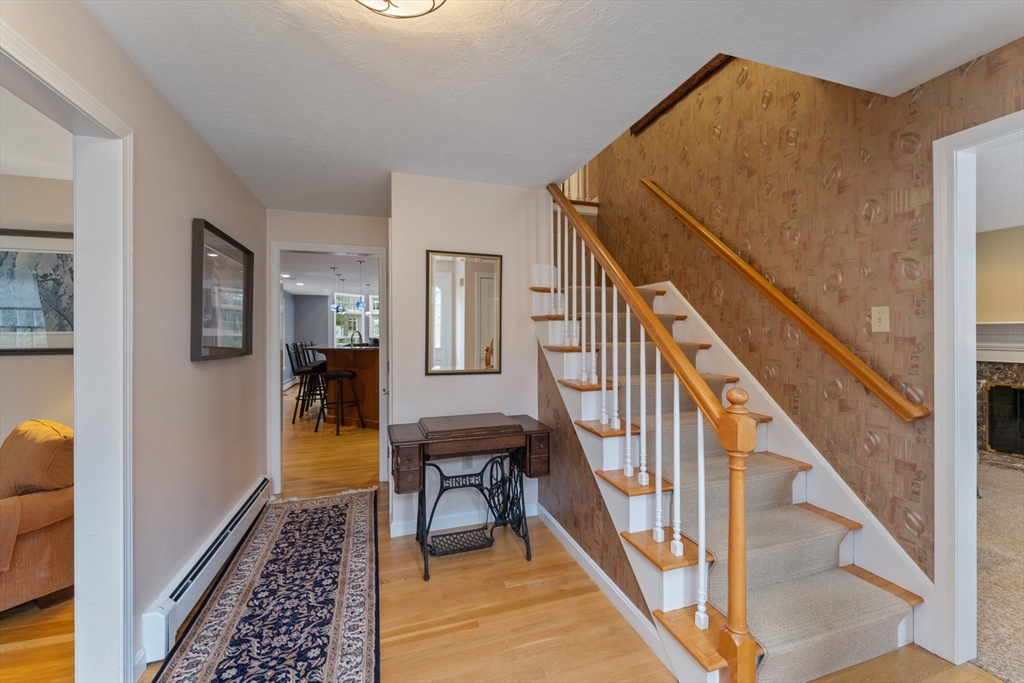 15 Castle Road Norfolk, MA 02056 - Photo 10 of 41 Gallery Image 10