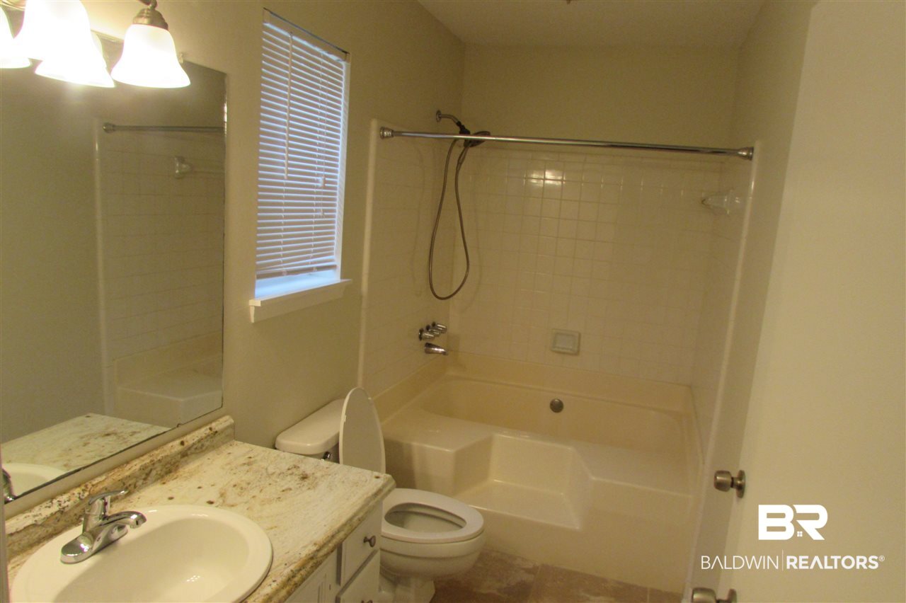 6300 Summer Pl Drive East Mobile, AL 36618 - Photo 15 of 22 Master Bedroom