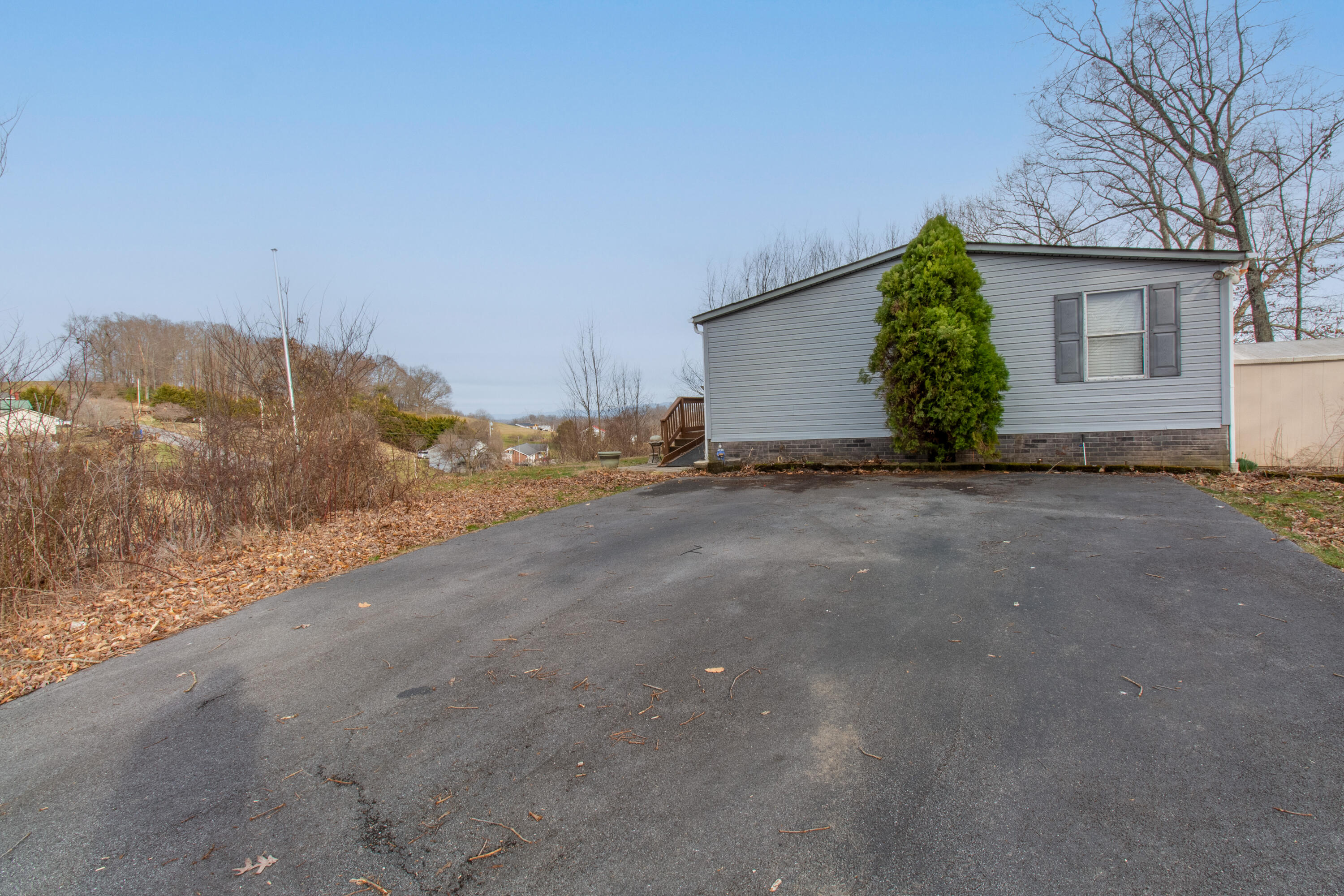 309 Bob Jobe Road Gray, TN 37615 - Photo 2 of 29 IMG_2790-HDR