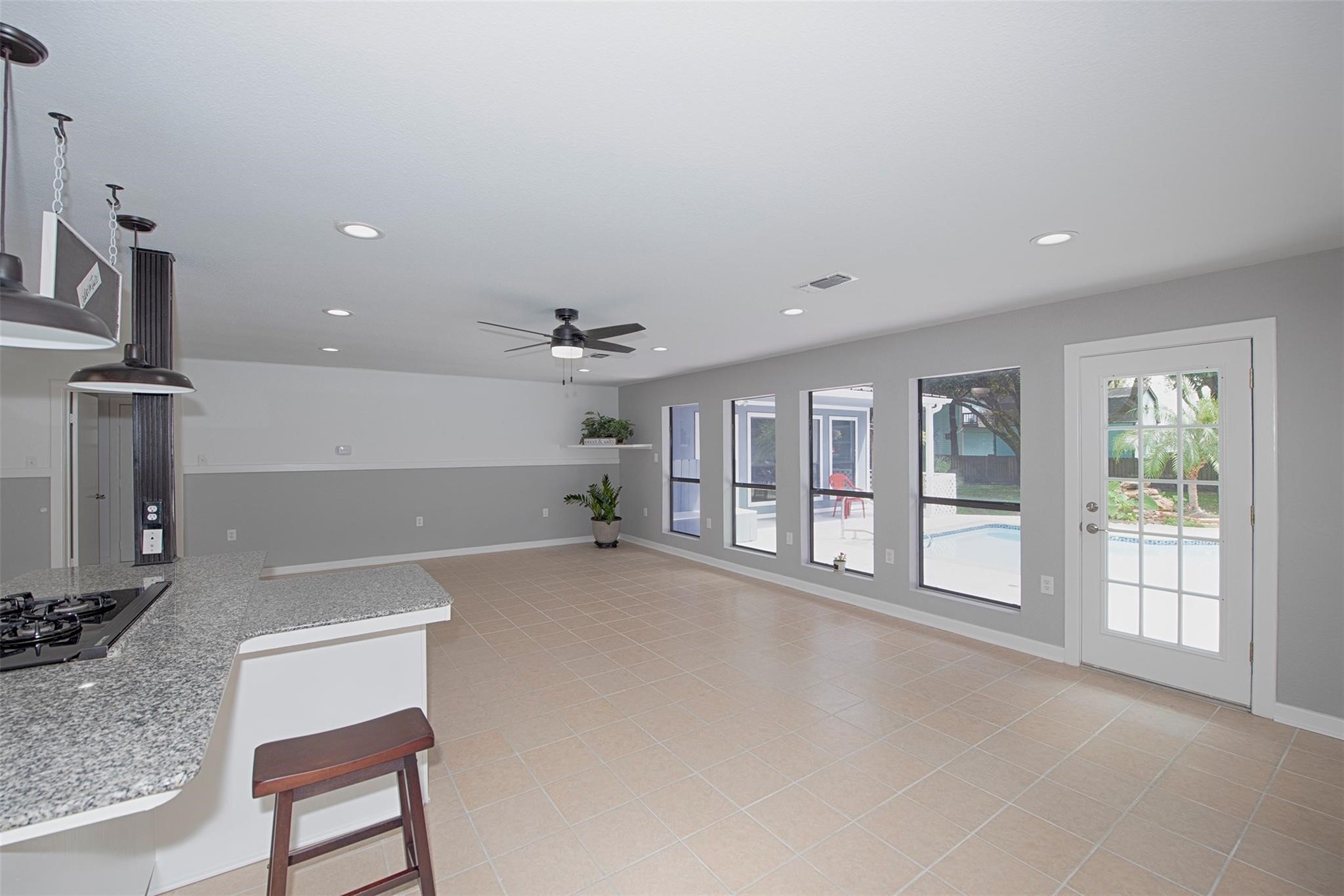 435 3rd Street San Leon, TX 77539 - Photo 11 of 47