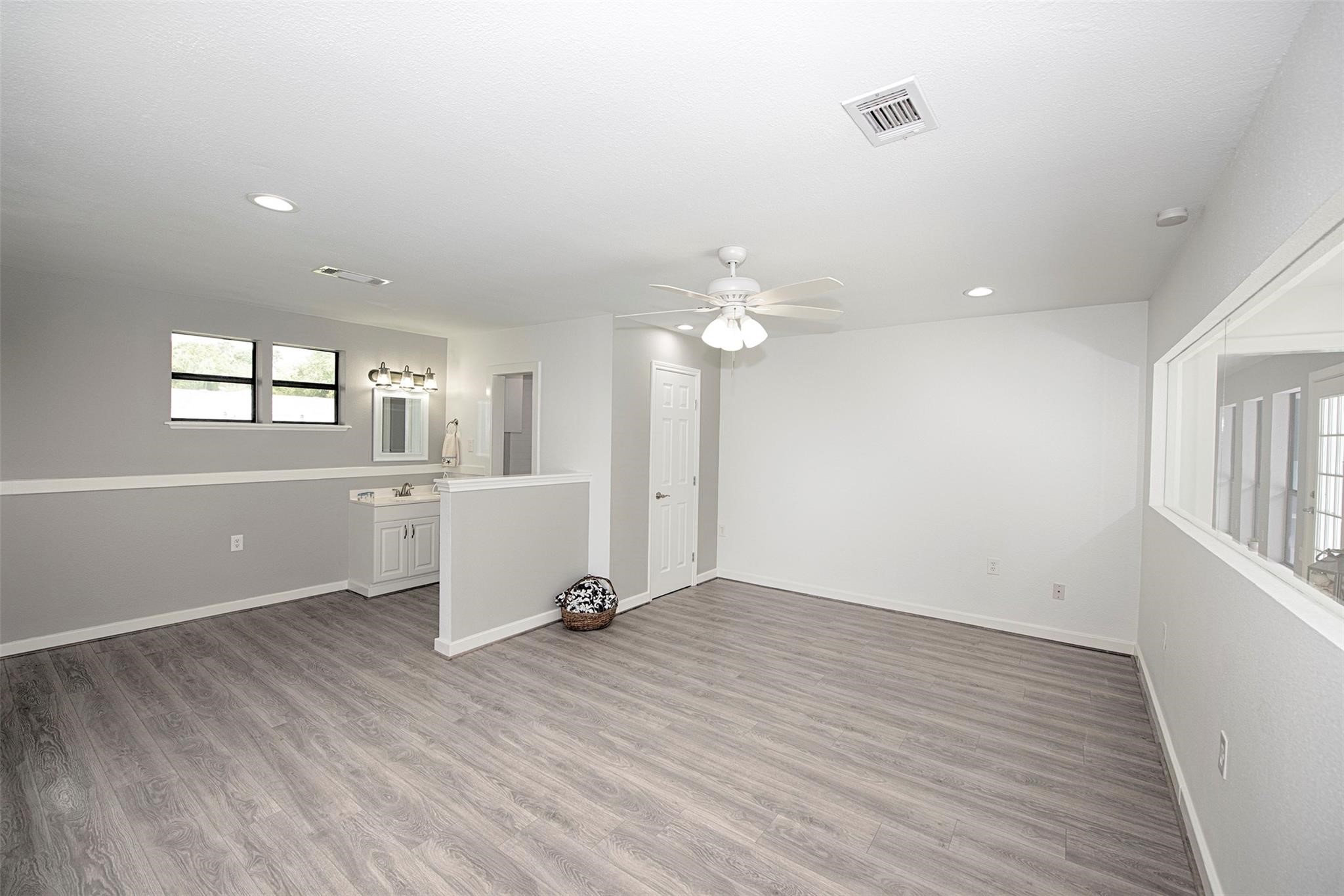 435 3rd Street San Leon, TX 77539 - Photo 21 of 47