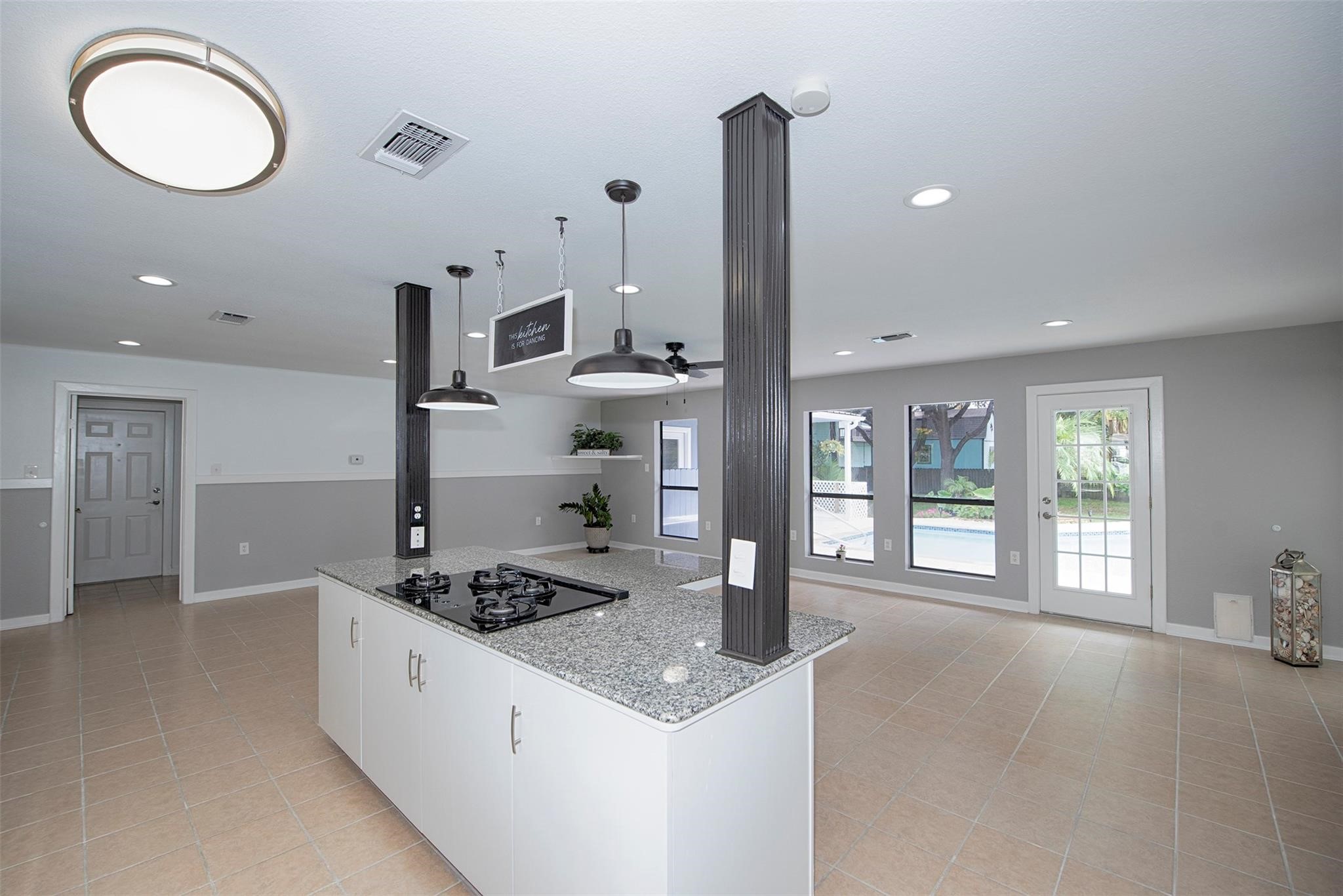 435 3rd Street San Leon, TX 77539 - Photo 8 of 47