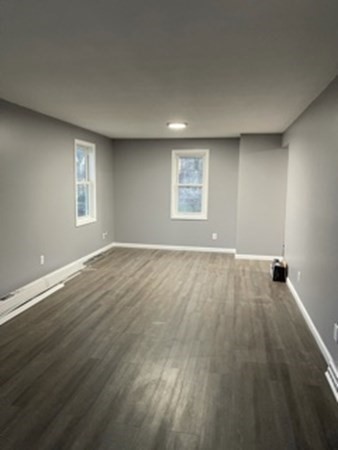 379 Central Street Springfield, MA 01105 - Photo 3 of 9 Gallery Image 3
