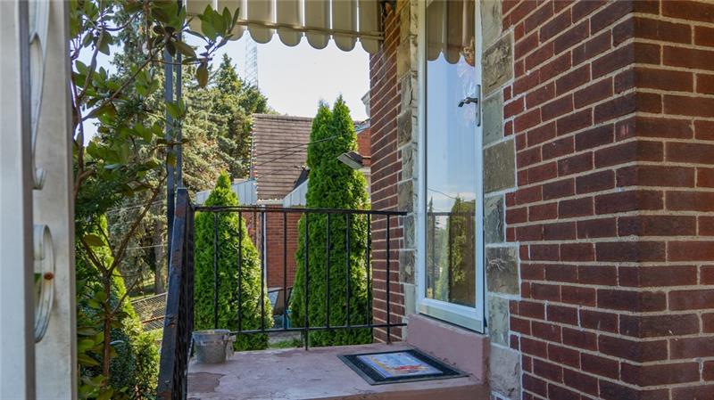 3235 Mt Troy Road Pittsburgh, PA 15212 - Photo 2 of 19 Gallery Image 2