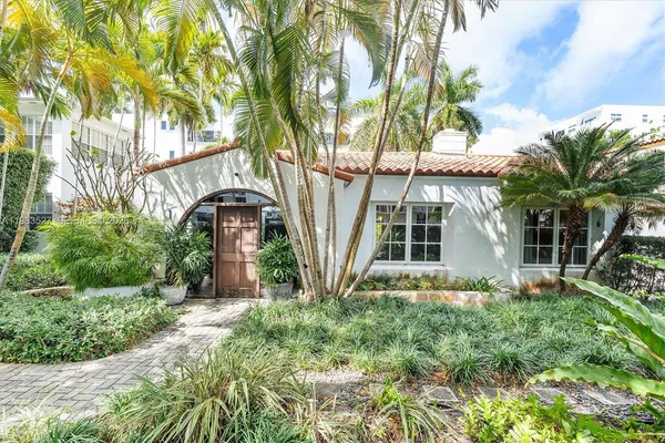 $7,500 | 1024 Lenox Avenue, Unit 1, Miami Beach, FL 33139