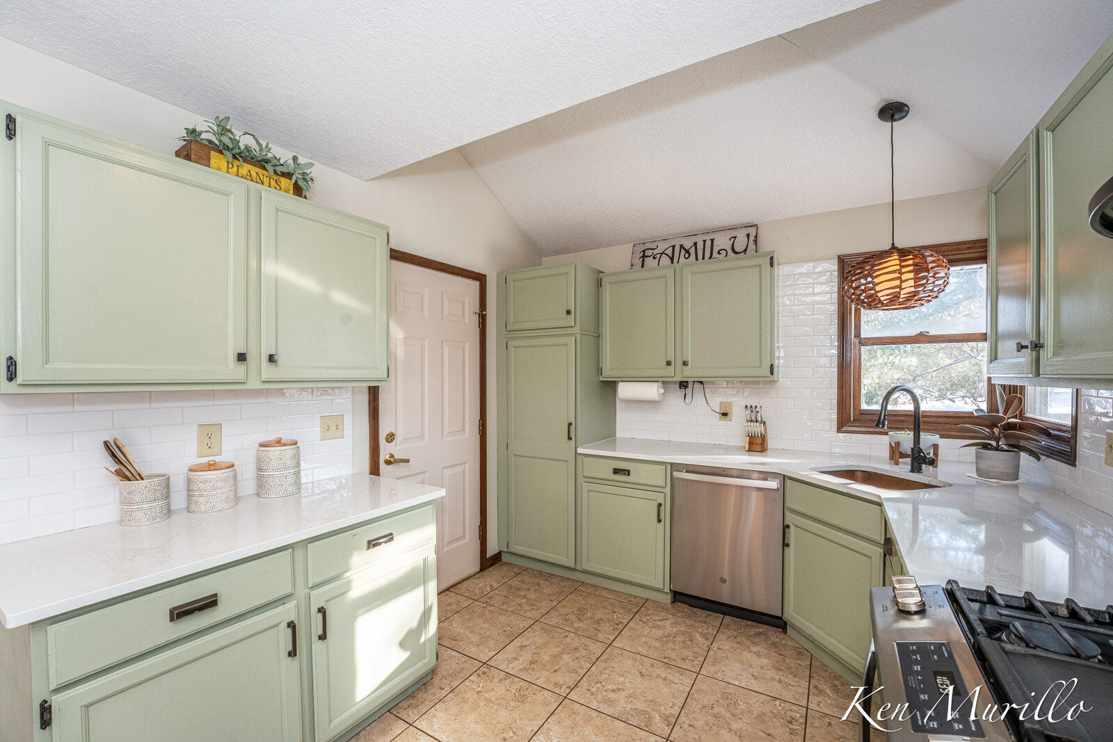 7003 Country View Boulevard Jackson, MI 49201 - Photo 15 of 46 7003 Country View BLVD-33