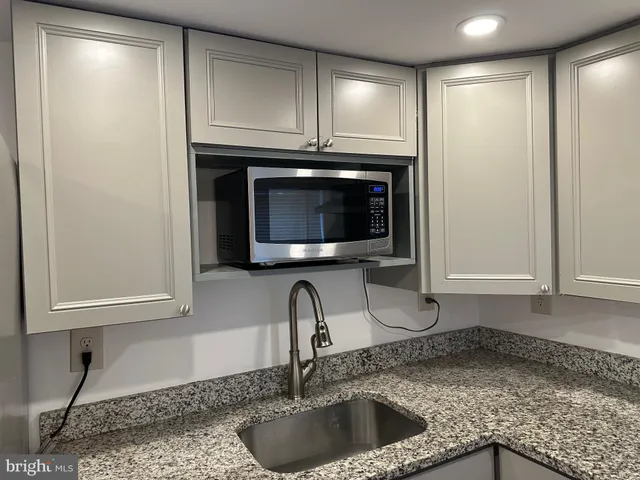 $270,000 | 1210 North King Street, Wilmington, DE 19801