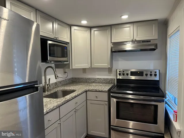 $270,000 | 1210 North King Street, Wilmington, DE 19801