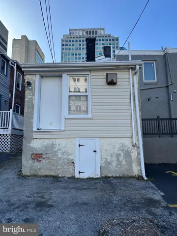 $270,000 | 1210 North King Street, Wilmington, DE 19801