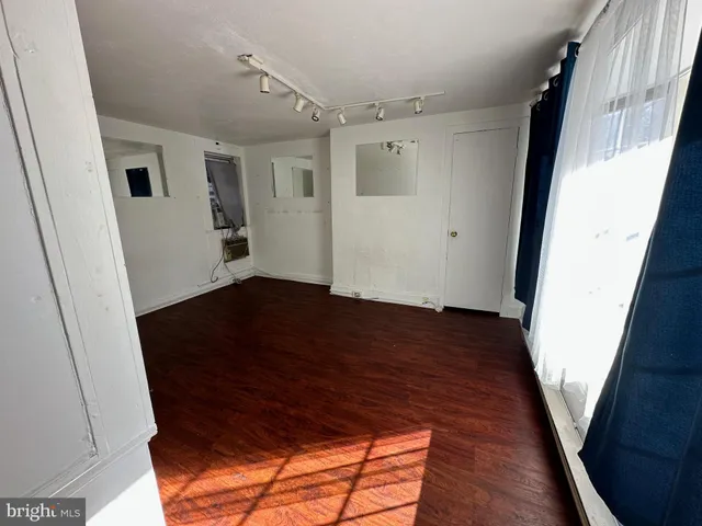 $270,000 | 1210 North King Street, Wilmington, DE 19801