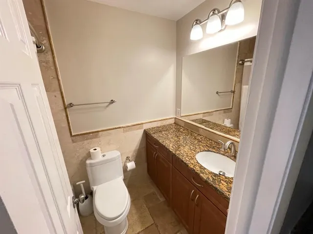 $1,925 | 8161 Southwest 24th Court, Unit 403, Davie, FL 33324