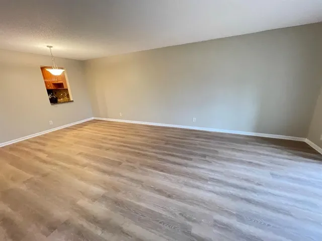 $1,925 | 8161 Southwest 24th Court, Unit 403, Davie, FL 33324