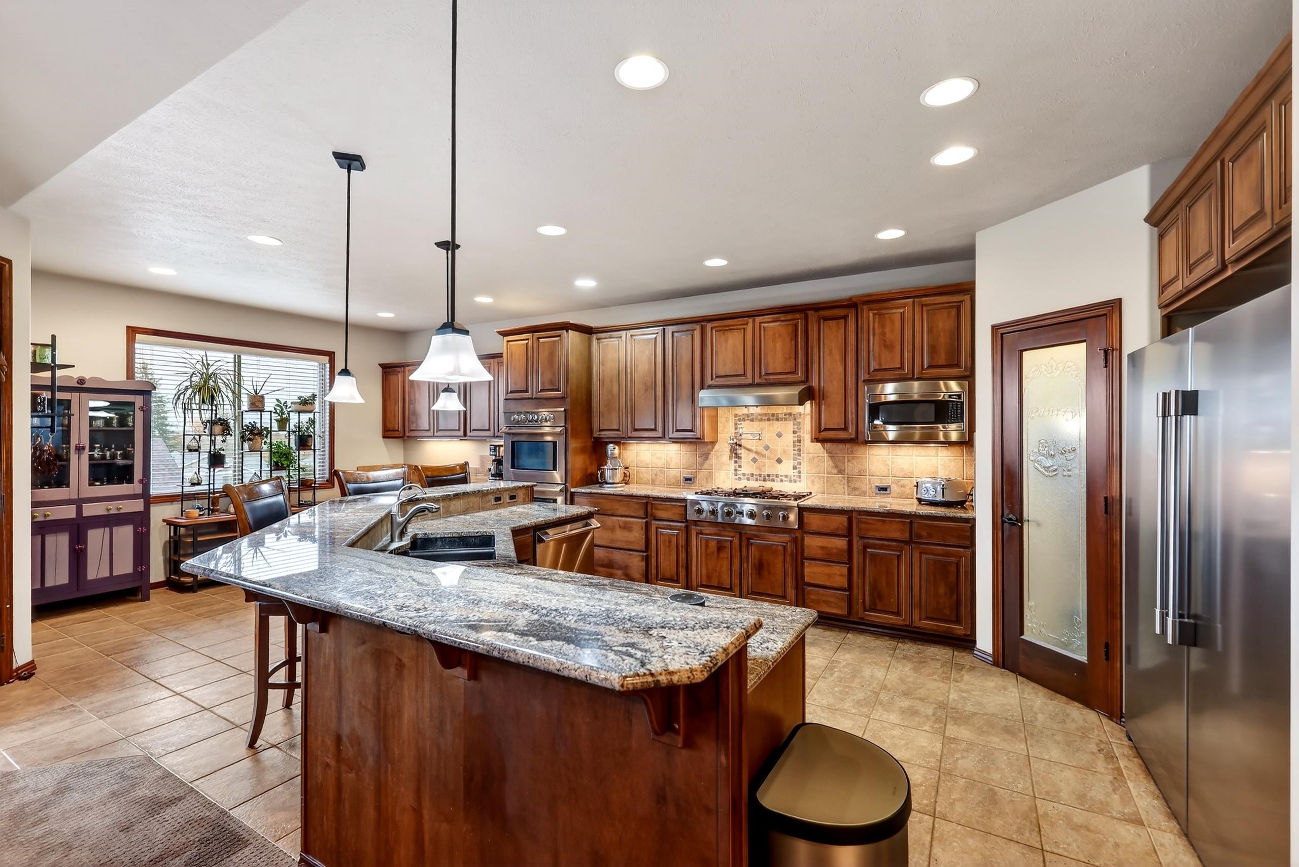 729 Montague Drive Cheney, WA 99004 - Photo 2 of 49