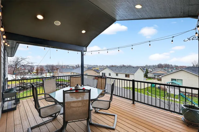 $735,000 | 729 Montague Drive, Cheney, WA 99004