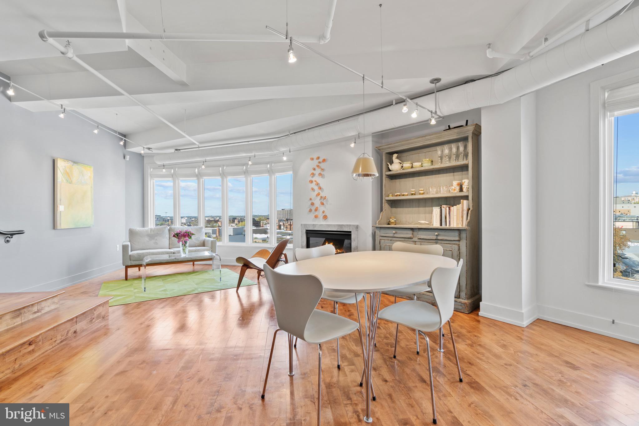 1700 Kalorama Road Northwest, Unit 502 Washington, DC 20009 - Photo 2 of 32