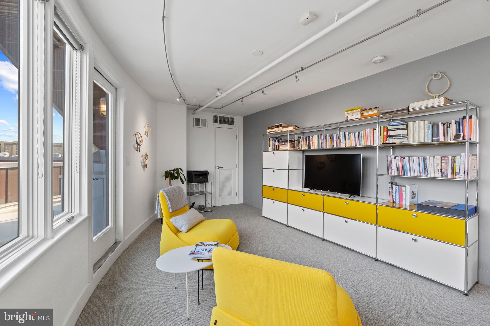 1700 Kalorama Road Northwest, Unit 502 Washington, DC 20009 - Photo 13 of 32