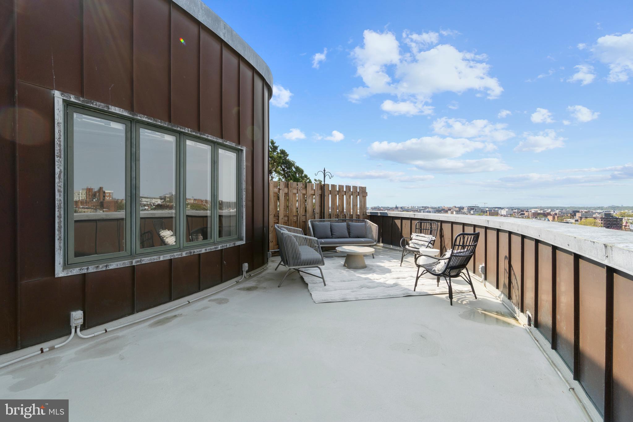 1700 Kalorama Road Northwest, Unit 502 Washington, DC 20009 - Photo 19 of 32