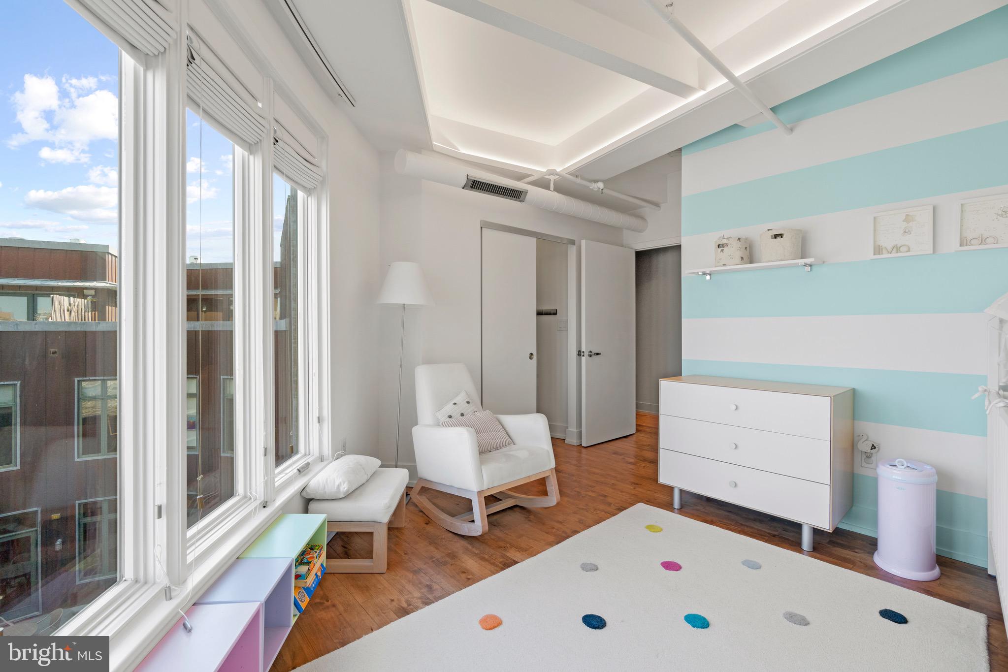 1700 Kalorama Road Northwest, Unit 502 Washington, DC 20009 - Photo 28 of 32