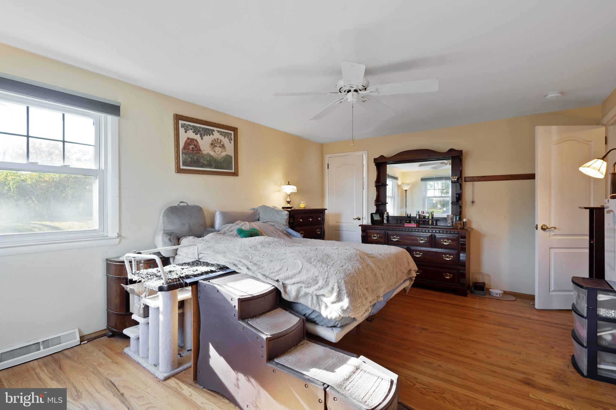 1382 Nevarc Road Warminster, PA 18974 - Photo 21 of 39 Gallery Image 21
