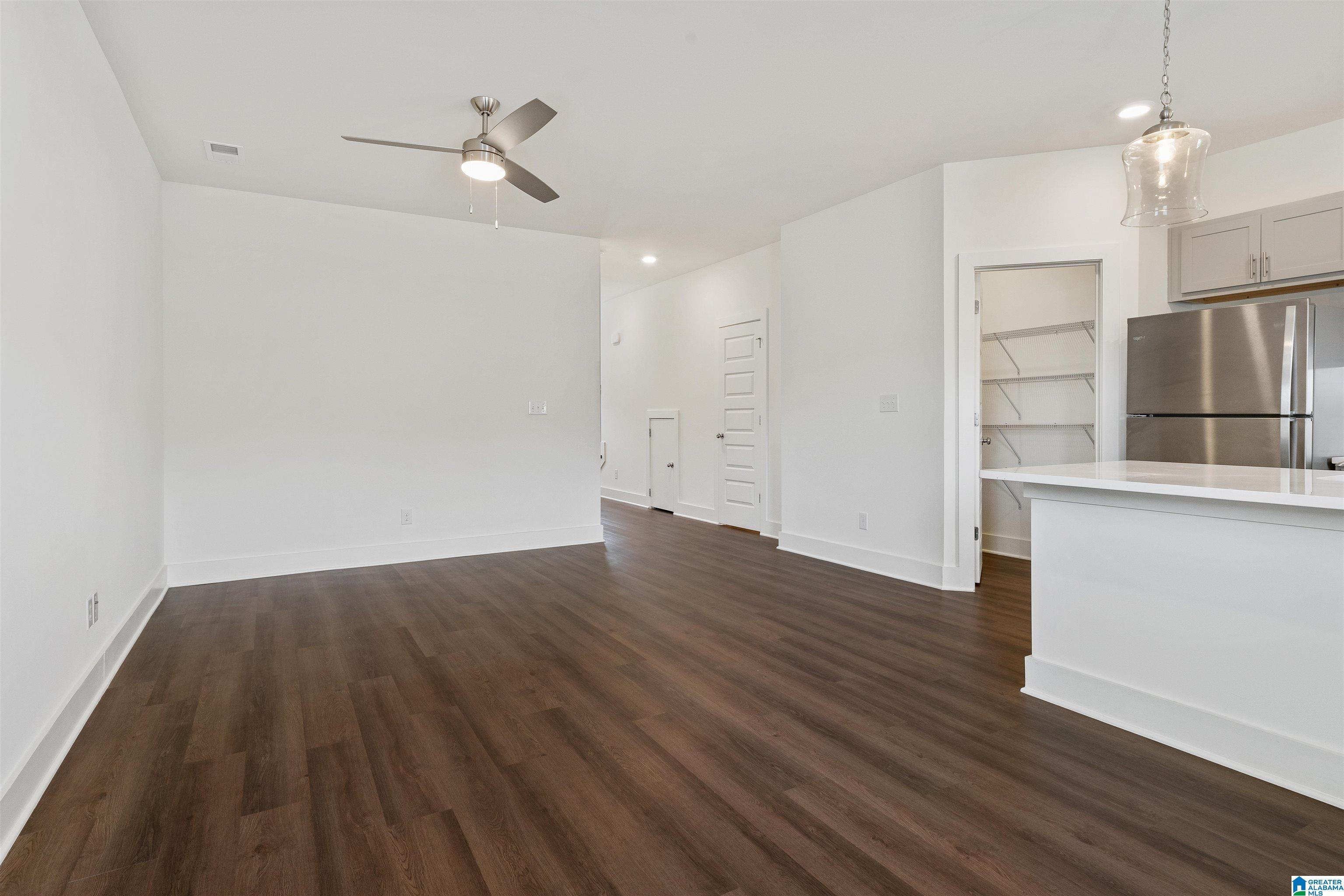 4156 Prentice Street Birmingham, AL 35210 - Photo 5 of 28