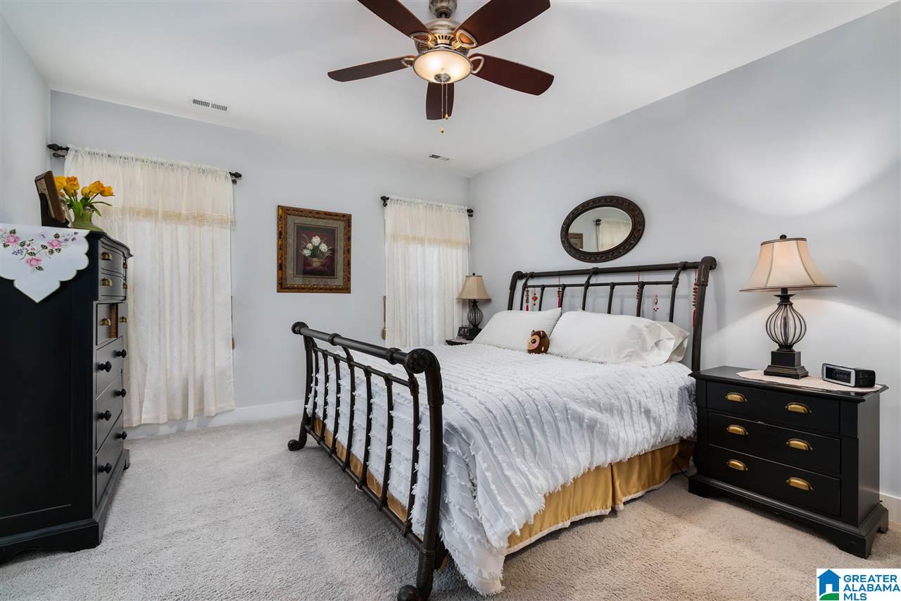 1004 Edgewater Lane Chelsea, AL 35043 - Photo 14 of 33