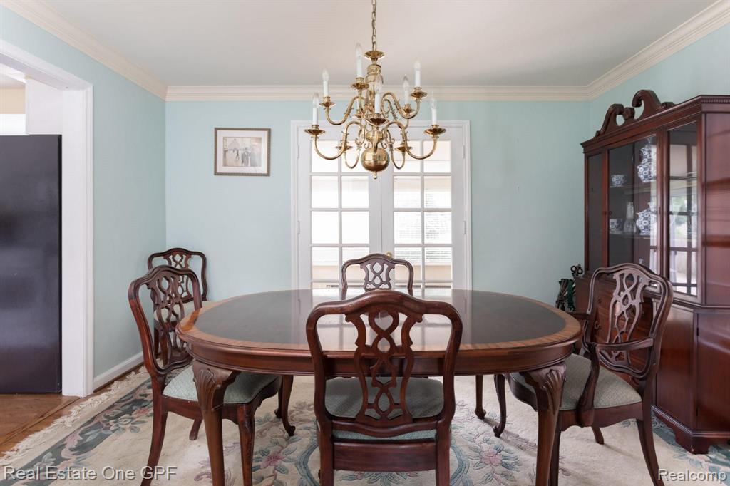 427 Moran Road Grosse Pointe Farms, MI 48236 - Photo 9 of 29
