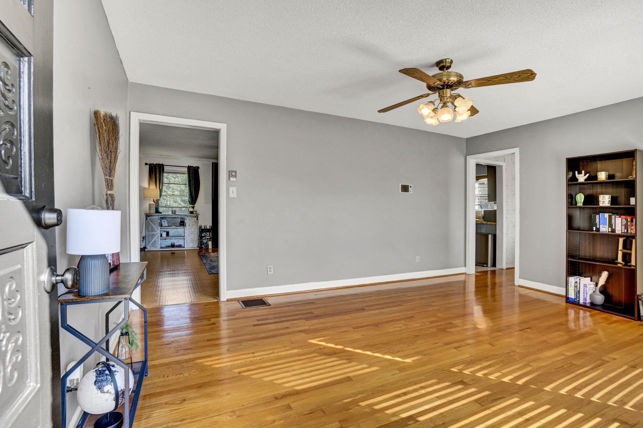 3038 Elmhurst Drive Boiling Springs, SC 29316 - Photo 4 of 43